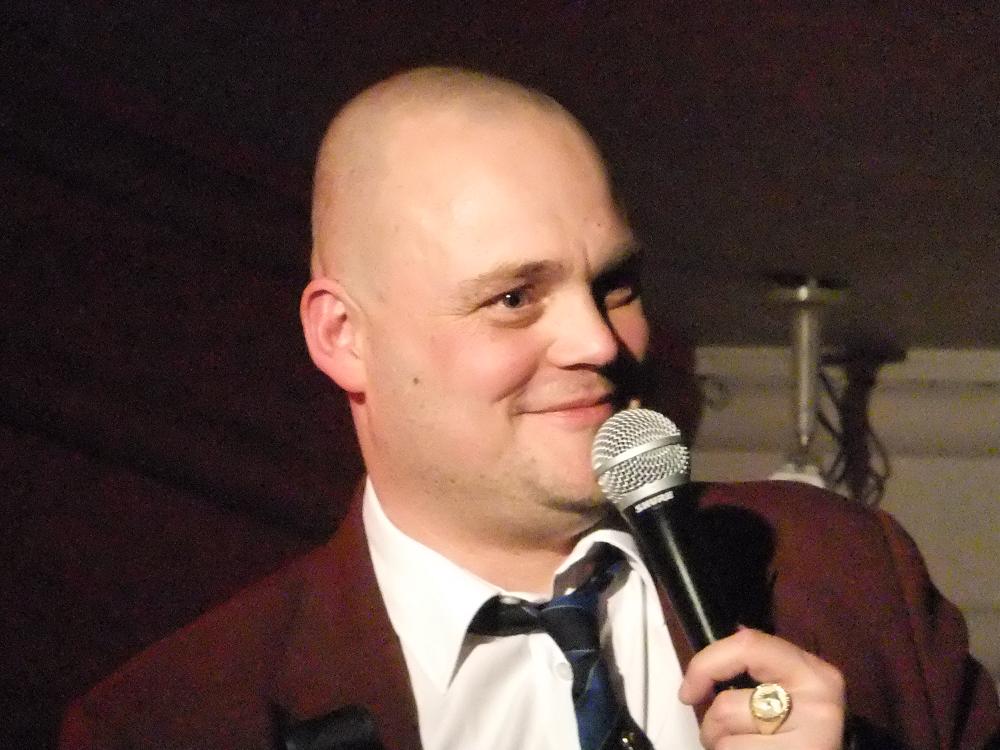 Al Murray will stand against Farage in South Thanet